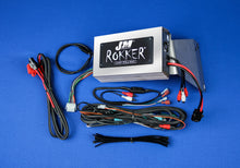 Load image into Gallery viewer, J&amp;M ROKKER P700W 4-CH AMP KT 11-13 ROADGLIDE ULT JAMP-700HR11-ULP